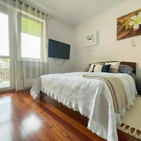 Apartment Apartament Klonowa Z Jacuzzi Przy Plazy Kolobrzeg